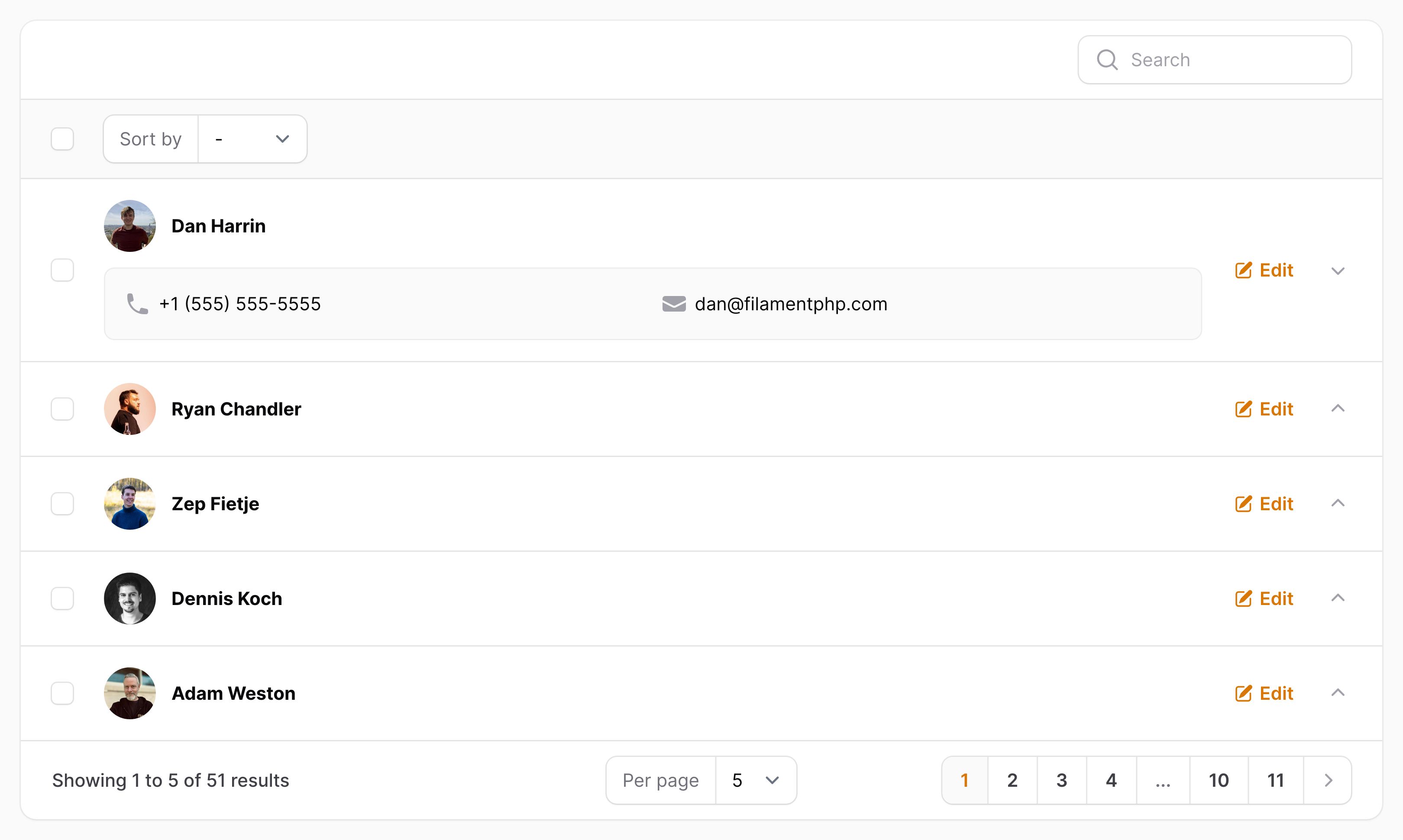 Table with collapsible content